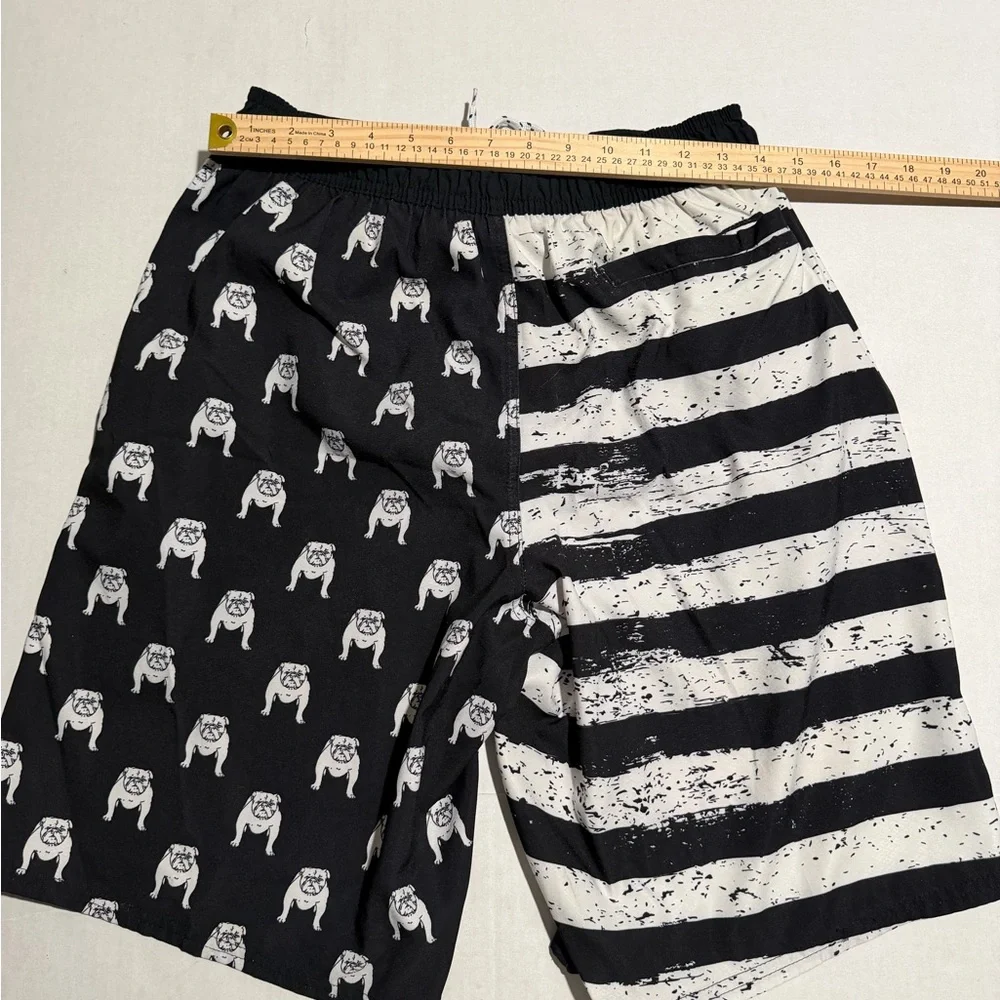 monument, black & white 'bulldogs'‎ lined swim trunks shorts, men's small #1384